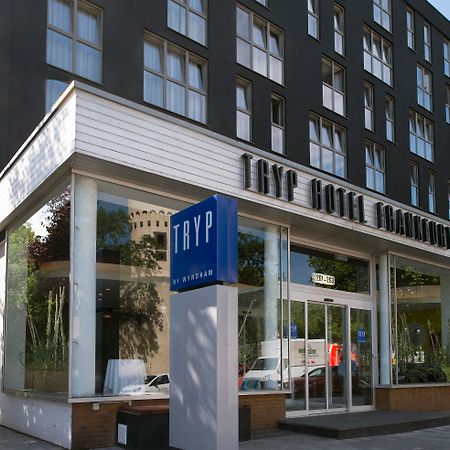 Tryp By Wyndham Frankfurt Hotel Франкфурт на Майн Екстериор снимка
