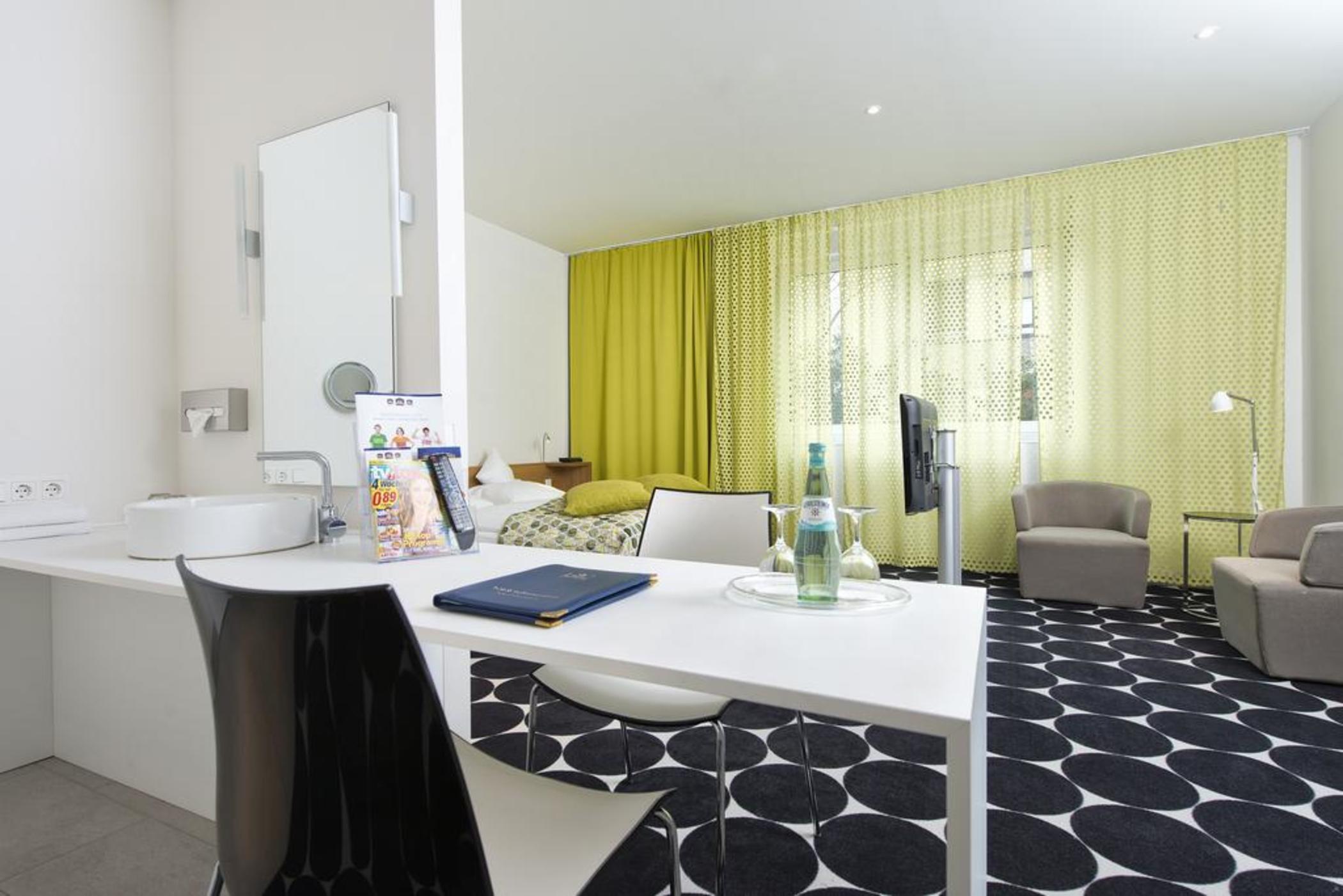 Tryp By Wyndham Frankfurt Hotel Франкфурт на Майн Стая снимка