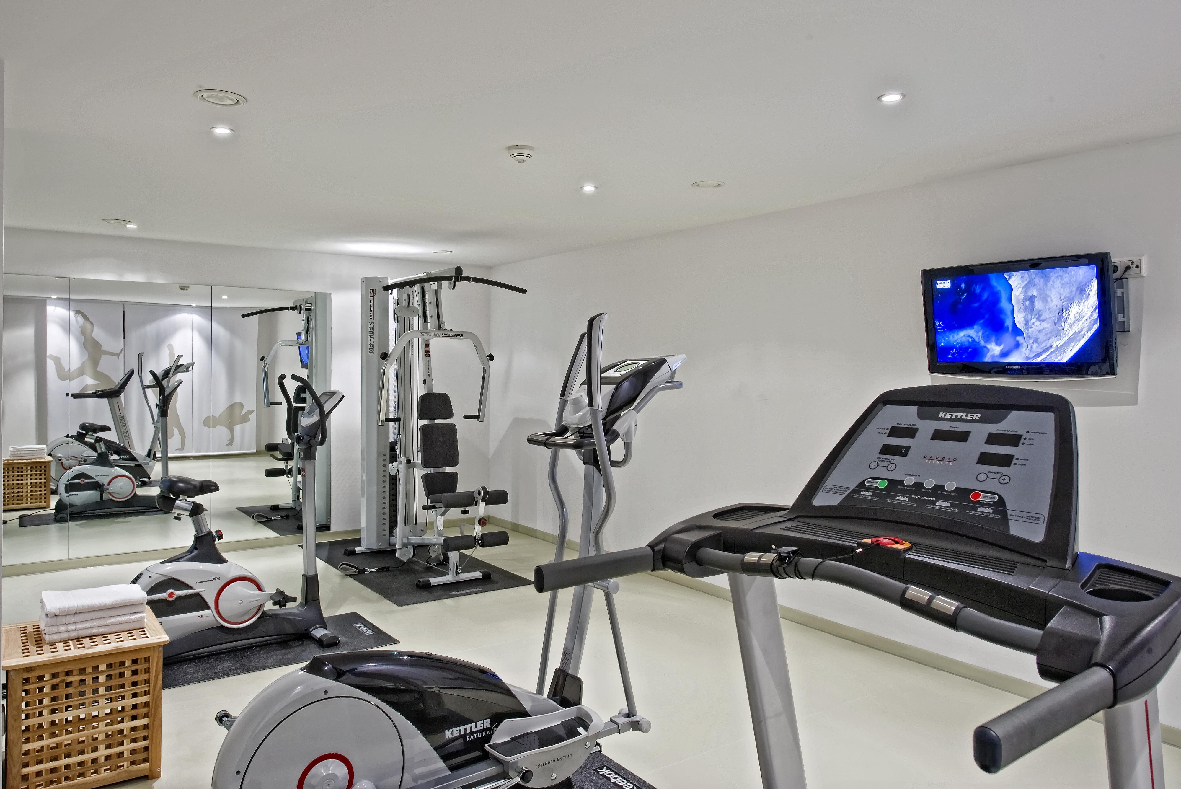 Tryp By Wyndham Frankfurt Hotel Франкфурт на Майн Екстериор снимка